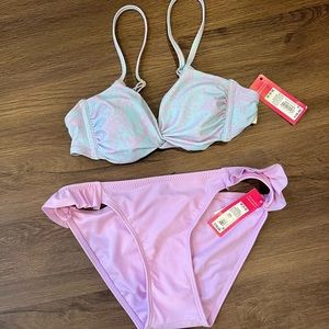 Xhiliration size medium bikini set NWT twist front top and cheeky bottom